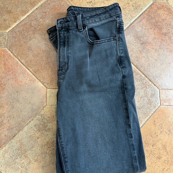 American Eagle Outfitters Women's Straight Jeans in Black - Picture 3 of 6